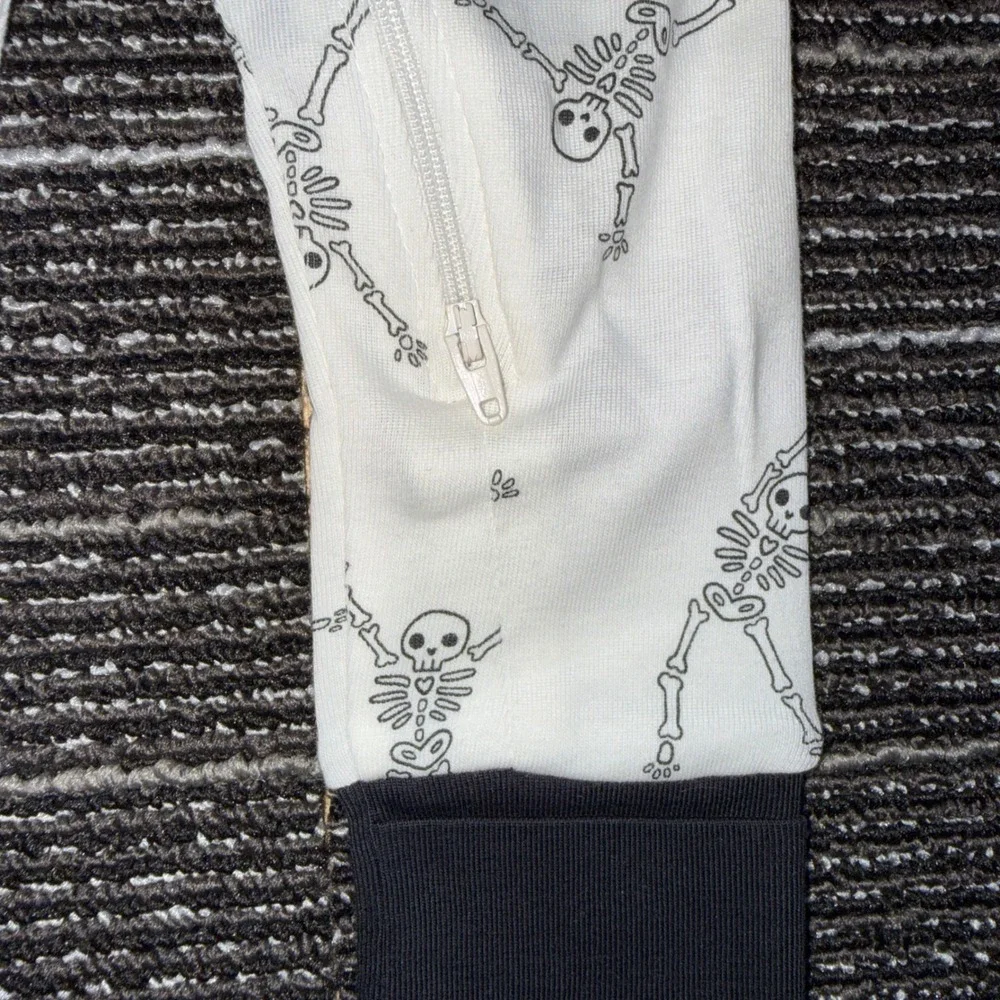 Monica + Andy Coverall Bib Set Kids 6-9M New Skeleton Organic Cotton White Black